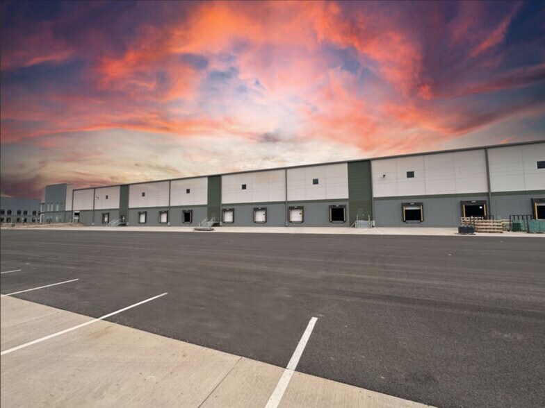 More Photos Of 10070 W Clark Farms Blvd, Marana Industrial For Sale