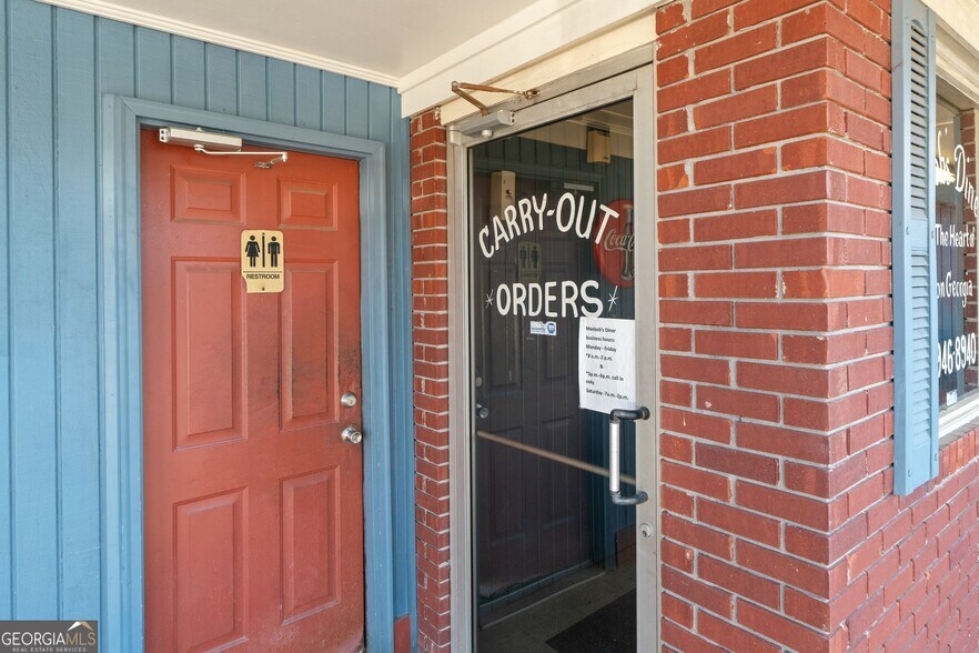 More Photos Of 101 Main st, Irwinton Restaurant For Sale