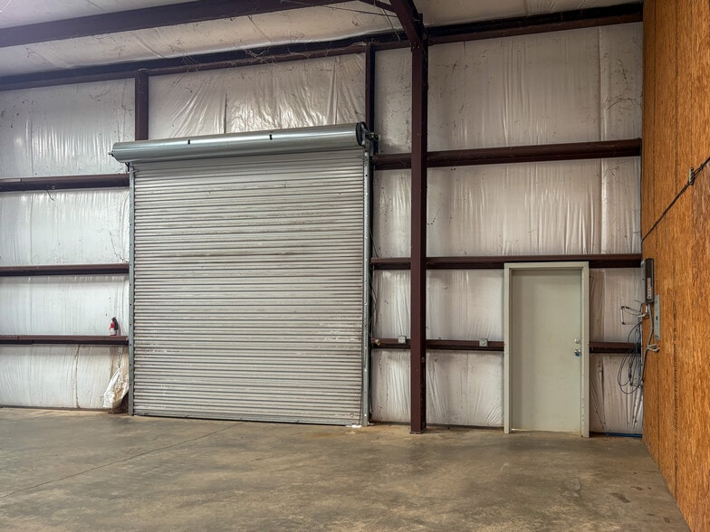 More Photos Of 725 Cardinal Cir, Summerdale Industrial For Lease