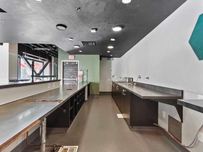 More Photos Of 1020 11th St, Sacramento Office For Lease