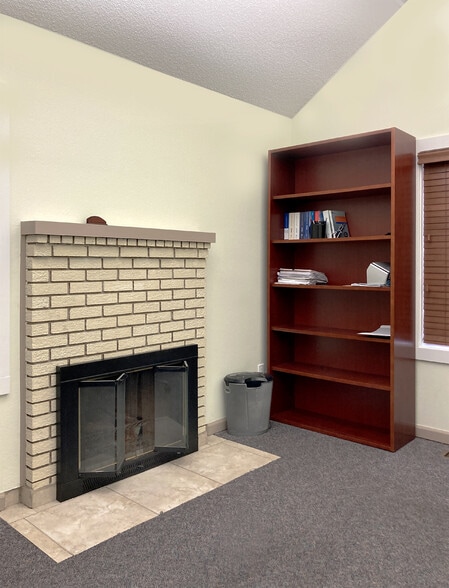 More Photos Of 12369 E Cornell Ave, Aurora Office For Sale