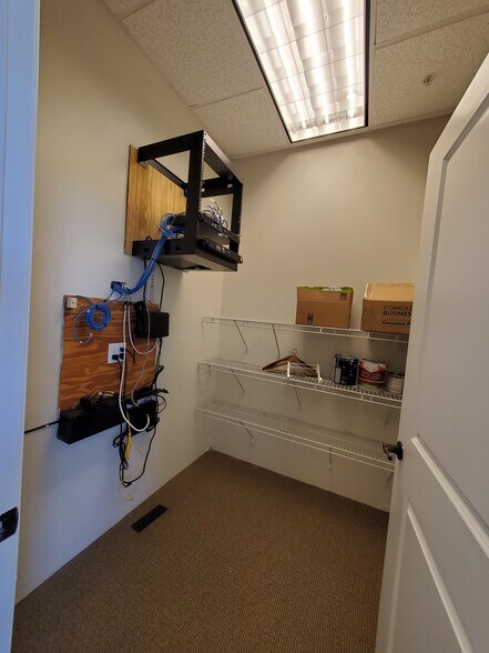 More Photos Of 2639 Fruitville Rd, Sarasota Medical For Lease