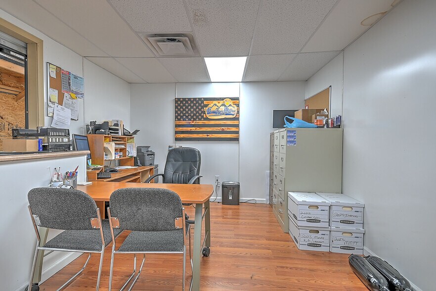 More Photos Of 2905 Cherokee Park Rd, Morristown Auto Dealership For Sale