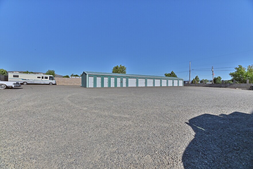 More Photos Of 21 Ball Rd, Eagle Point Warehouse For Sale