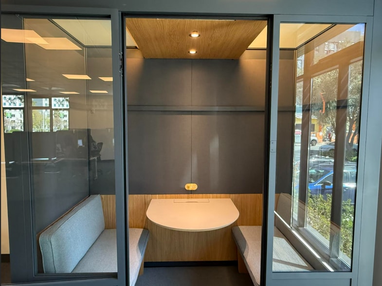 More Photos Of 5050 W El Camino Real, Los Altos Office For Lease