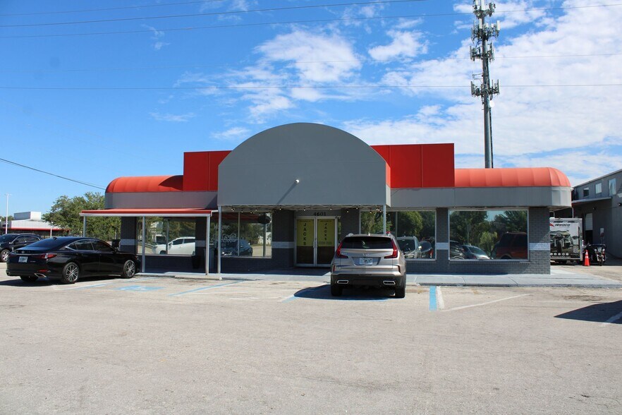 Primary Photo Of 4601 Fowler St, Fort Myers Freestanding For Lease