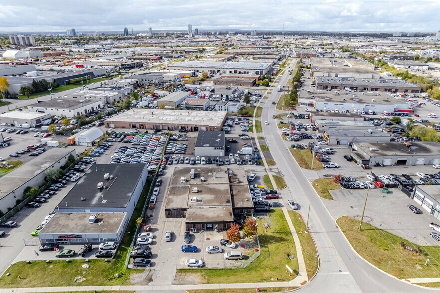 More Photos Of 26 Bramsteele Rd, Brampton Industrial For Sale