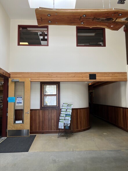 More Photos Of 2530 San Pablo Ave, Berkeley Office For Lease
