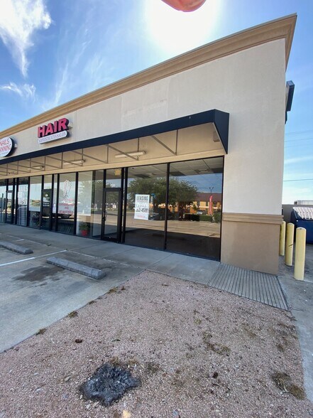 More Photos Of 109 S Hasler Blvd, Bastrop Freestanding For Lease
