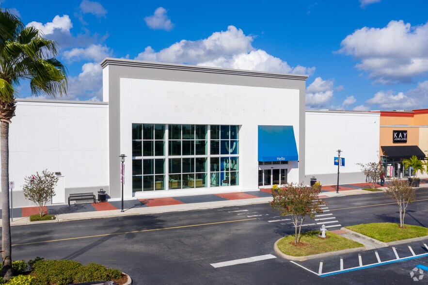 More Photos Of 3208-3250 N John Young Pky, Kissimmee General Retail For Lease