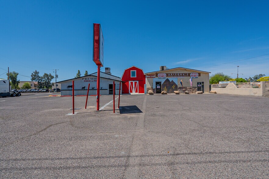 More Photos Of 17230 Cave Creek Rd, Phoenix Storefront For Lease