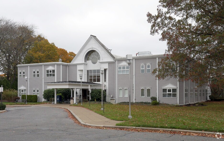 Primary Photo Of 215 Toll Gate Rd, Warwick Medical For Lease