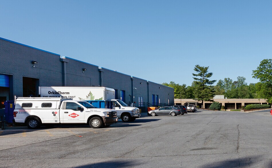 More Photos Of 9700 Martin Luther King Jr Hwy, Lanham Warehouse For Lease