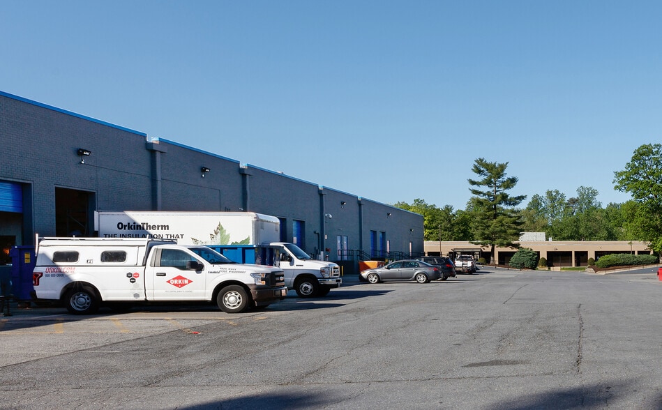 More Photos Of 9700 Martin Luther King Jr Hwy, Lanham Warehouse For Lease