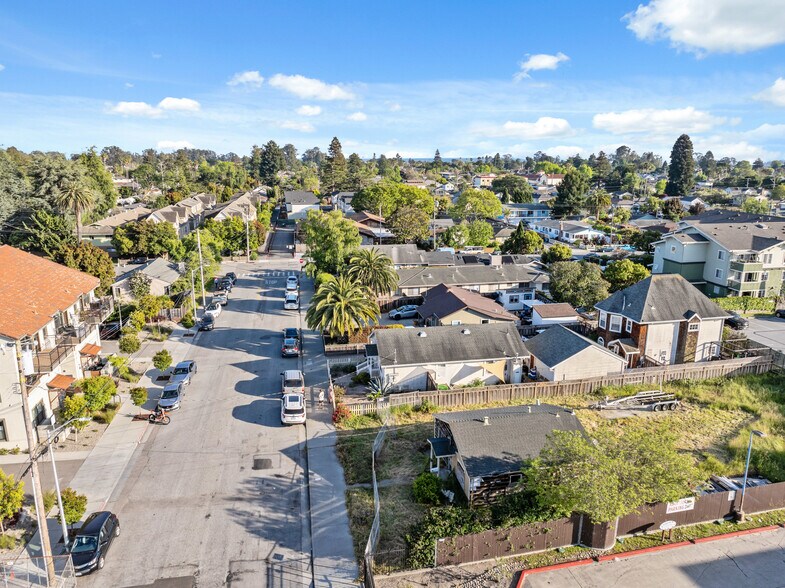 More Photos Of 719 Darwin St, Santa Cruz Land For Sale