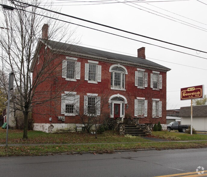 More Photos Of 6 Church St, Nassau Apartments For Sale