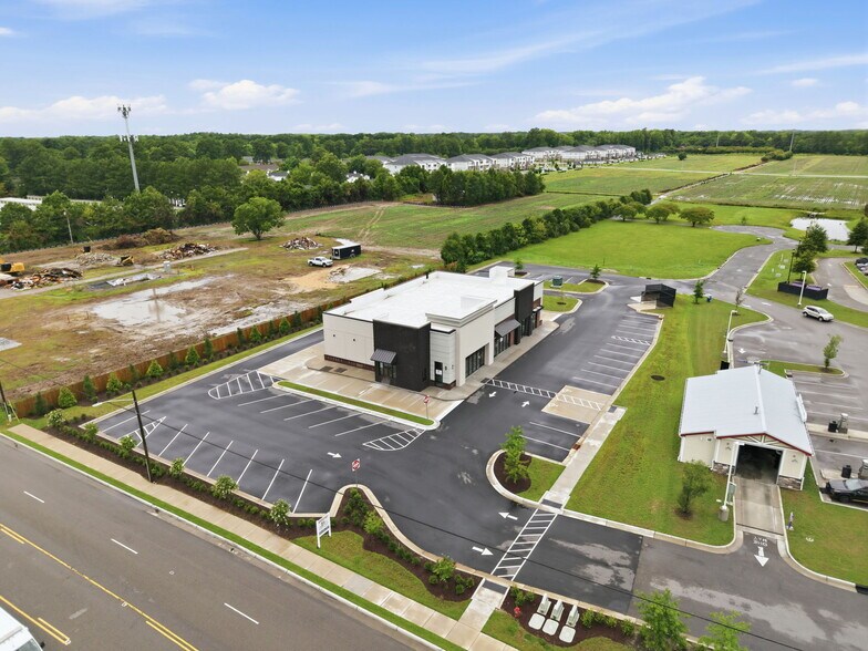 More Photos Of 2620 Dickinson Ave, Greenville Storefront For Lease