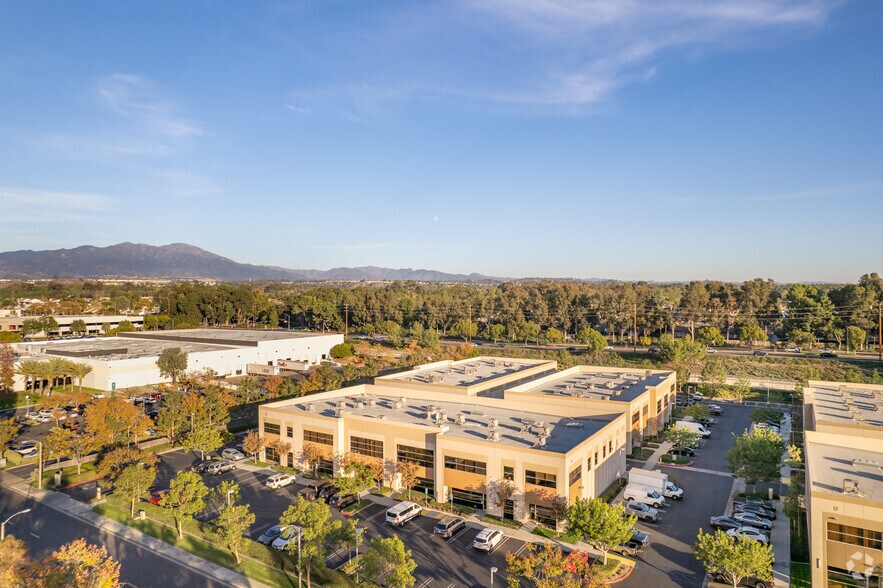 More Photos Of 8 Goodyear, Irvine Unknown For Lease
