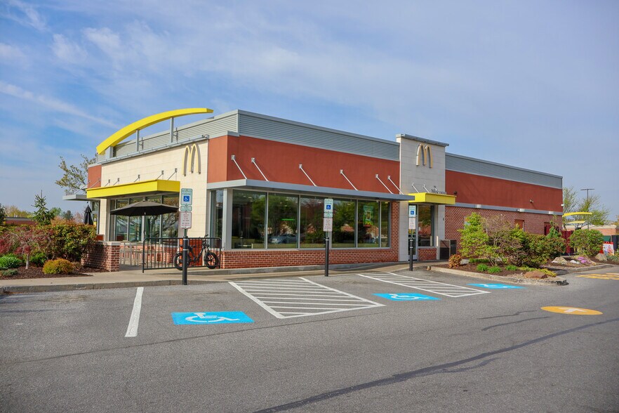 More Photos Of 1052 Lititz Pike, Lititz Unknown For Sale