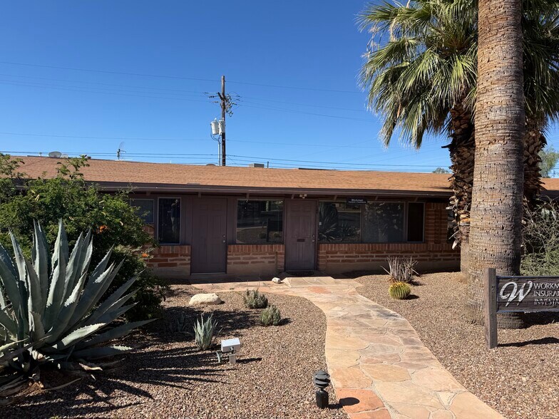More Photos Of 6812 N Oracle Rd, Tucson Office For Sale