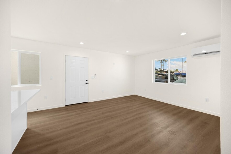 More Photos Of 102 E Avenida San Gabriel, San Clemente Multifamily For Sale