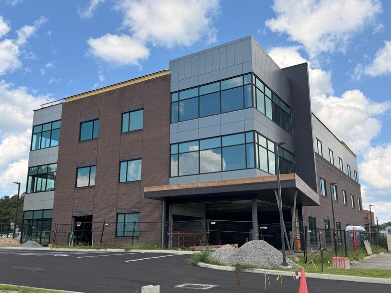 More Photos Of 15545 Cosby Rd, Chesterfield Medical For Lease