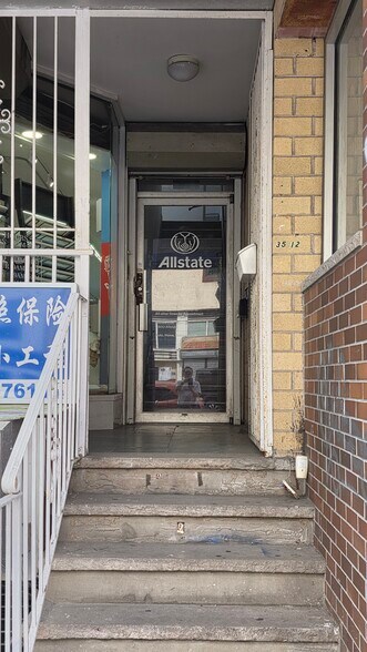 More Photos Of 3512 Farrington St, Flushing Storefront Retail Office For Lease