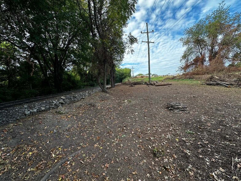 More Photos Of 651 Lincoln St, Oxford Land For Sale