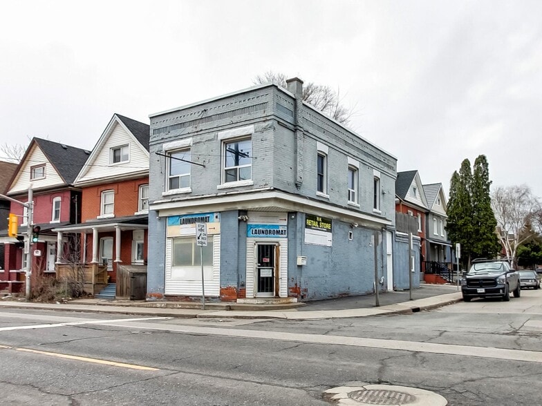 Primary Photo Of 443 Wentworth St N, Hamilton Storefront Retail Residential For Sale