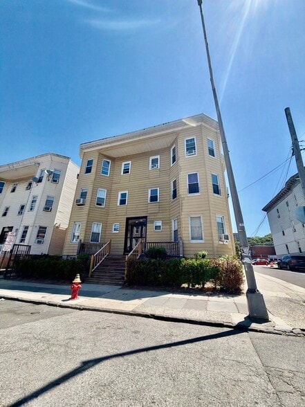 Primary Photo Of 58 Caroline Ave, Yonkers Apartments For Sale