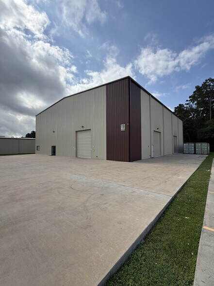 Primary Photo Of 21219 Blair Rd, Conroe Industrial For Sale