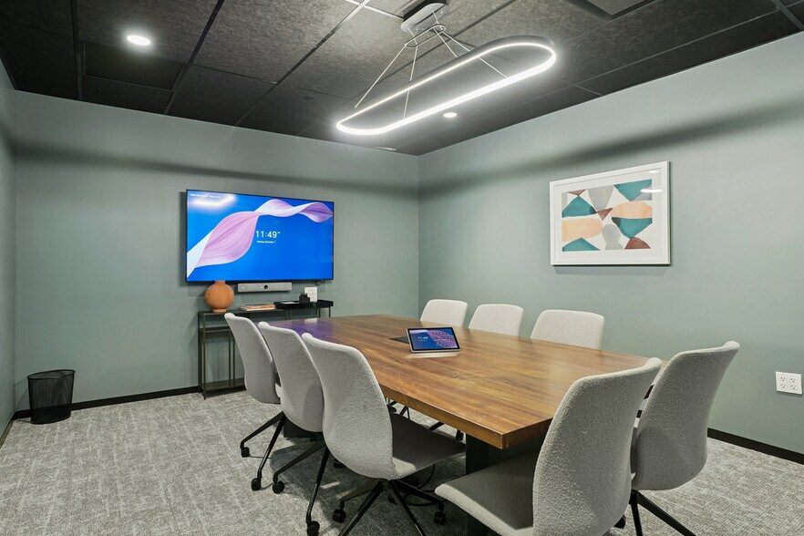 More Photos Of 2420 17th St, Denver Coworking Space