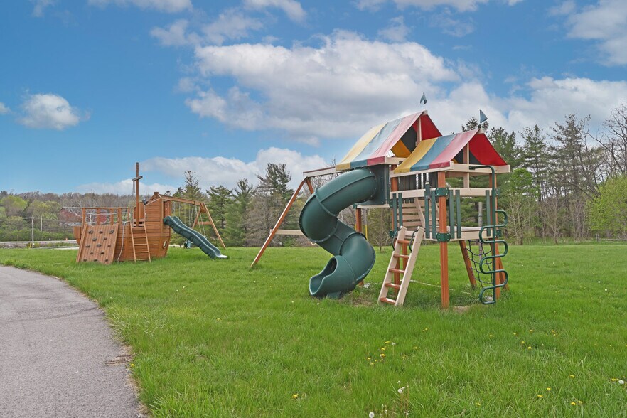 More Photos Of 5990 Michael Rd, Middletown Religious Facility For Sale