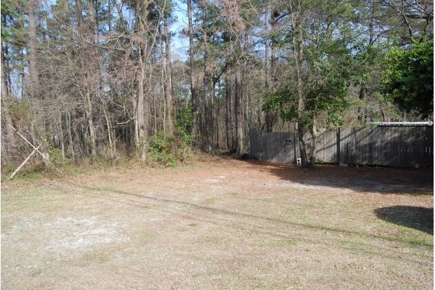 More Photos Of 2517 Riddle Rd, Durham Showroom For Lease