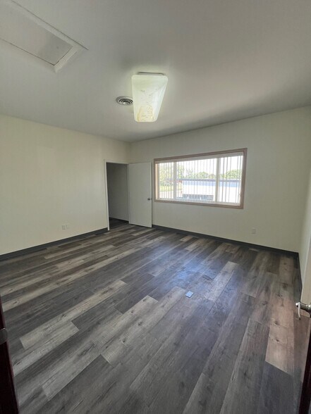More Photos Of 1715 W Kennewick Ave, Kennewick Medical For Sale