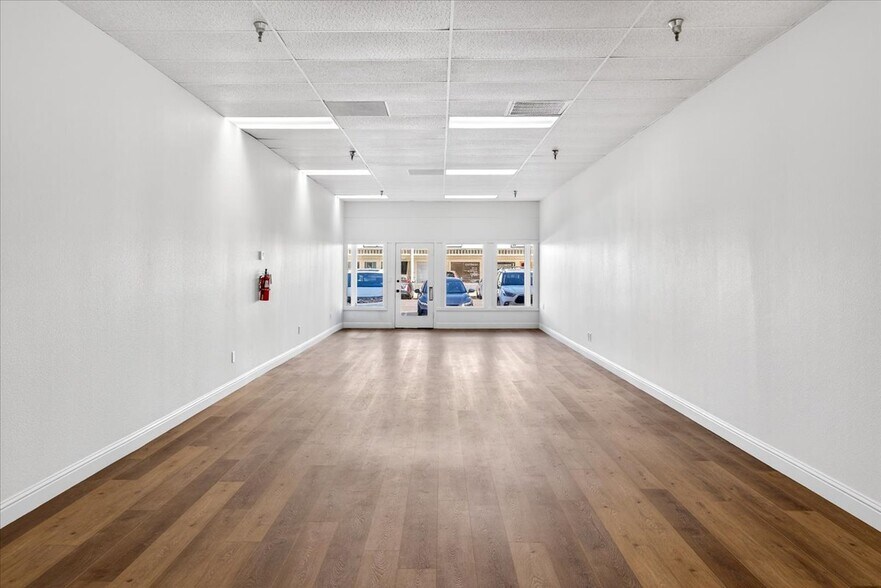 More Photos Of 1458-1468 Clovis Ave, Clovis Unknown For Lease