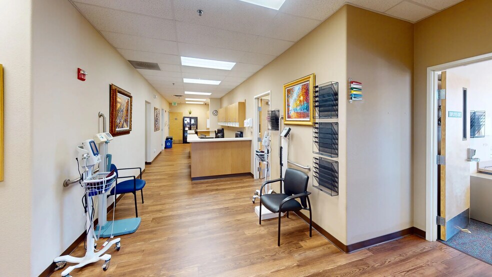 More Photos Of 540 W Plumb Ln, Reno Medical For Lease