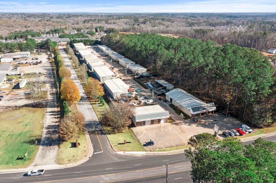 More Photos Of 7189 Washington St SW, Covington Storefront For Lease