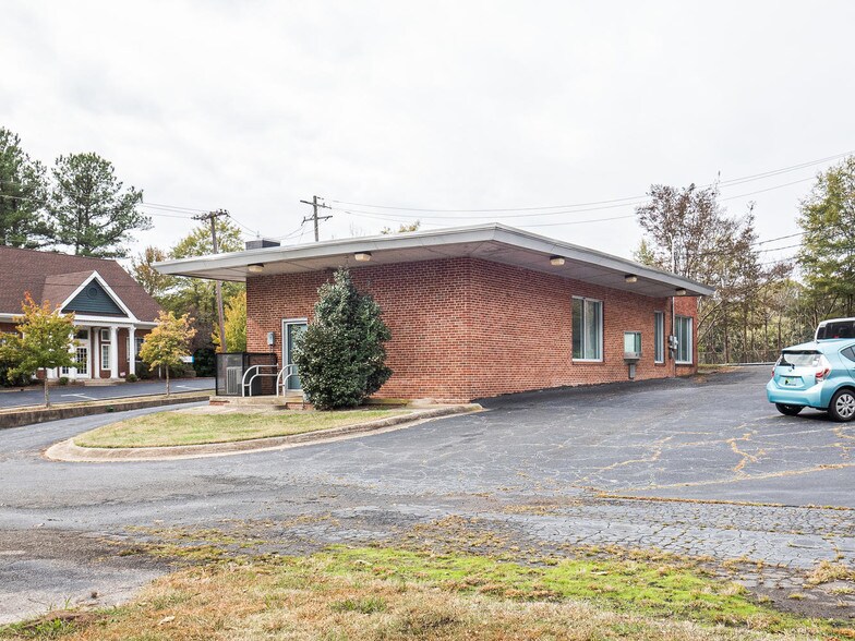 More Photos Of 621 William Vickers Ave, Durham Office For Sale