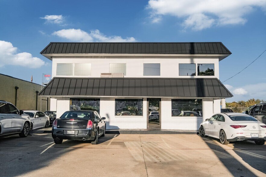 More Photos Of 4106-4122 O'Banion Rd, Garland Auto Dealership For Sale