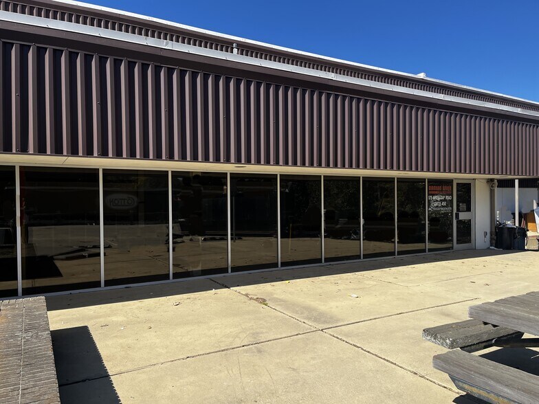 More Photos Of 145 Cane Creek Industrial Park Rd, Fletcher Warehouse For Lease