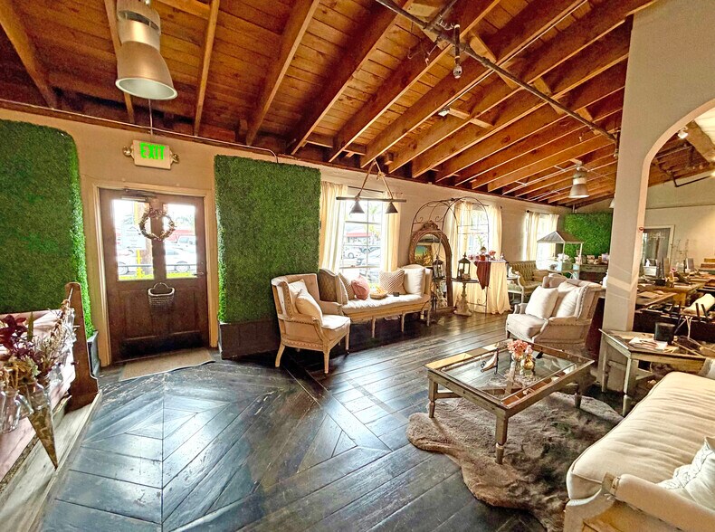 More Photos Of 436 E Gutierrez St, Santa Barbara Light Distribution For Lease