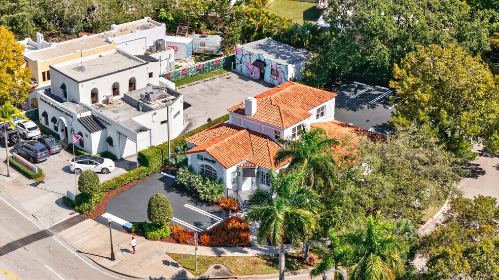 More Photos Of 5801 Biscayne Blvd, Miami Office For Lease