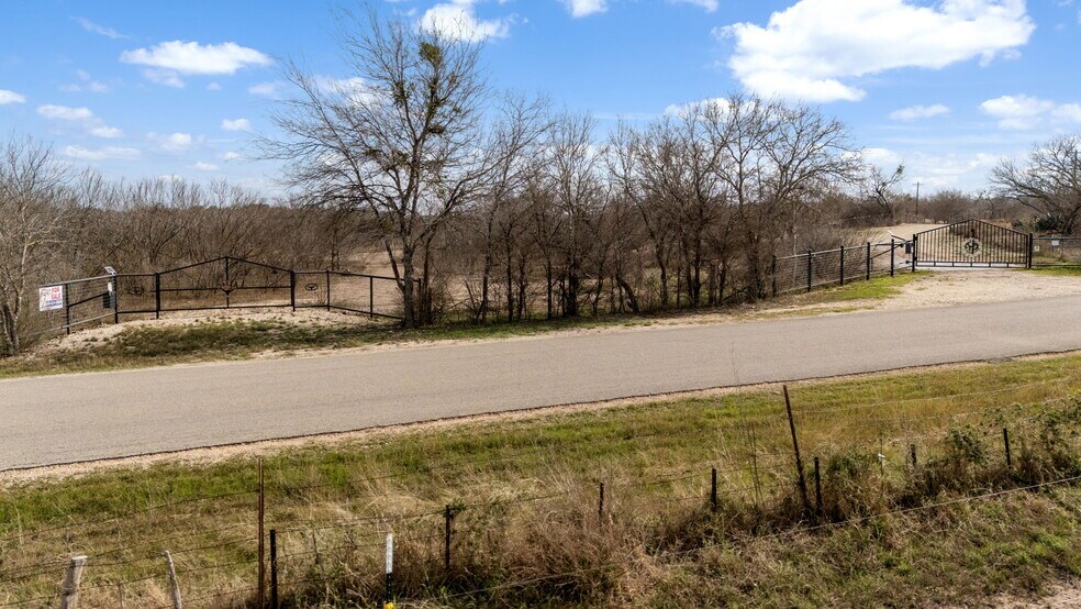 More Photos Of TBD County Road 4516, Hondo Land For Sale