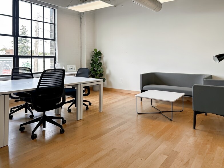 More Photos Of 1655 Dupont St, Toronto Flex For Sale