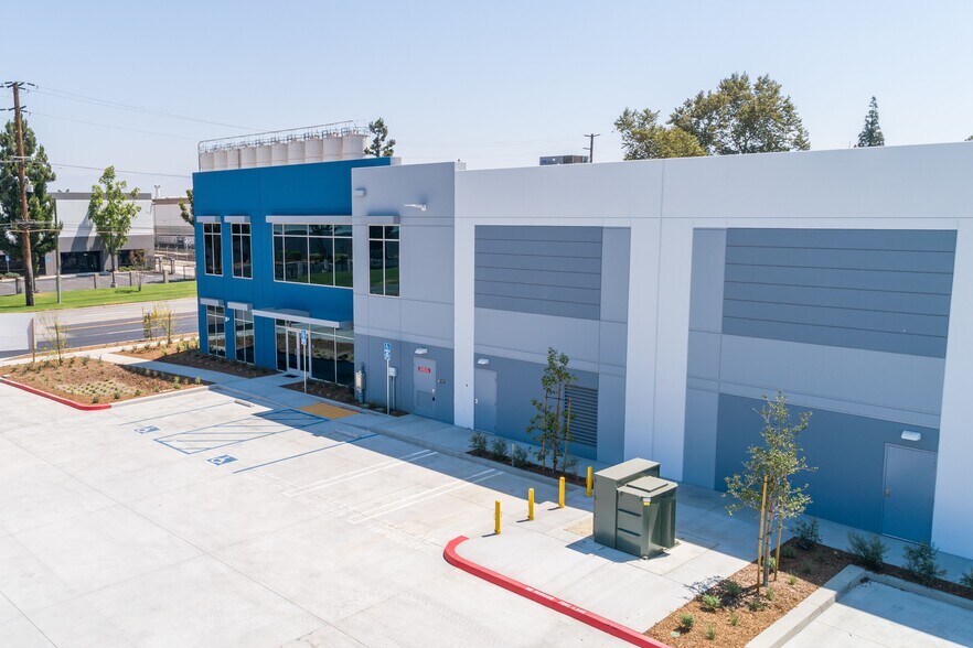 More Photos Of 13135 Marlay Ave, Fontana Industrial For Lease