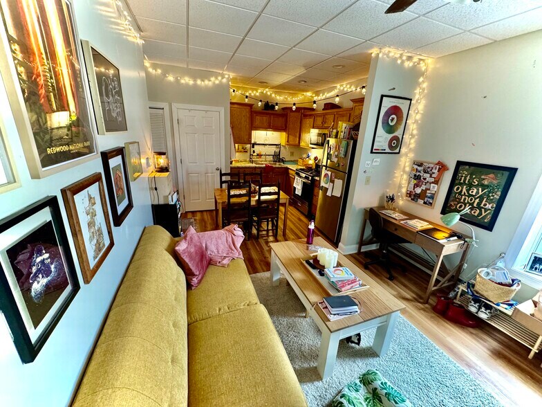 More Photos Of 994 Market St, Meadville Storefront Retail Residential For Sale