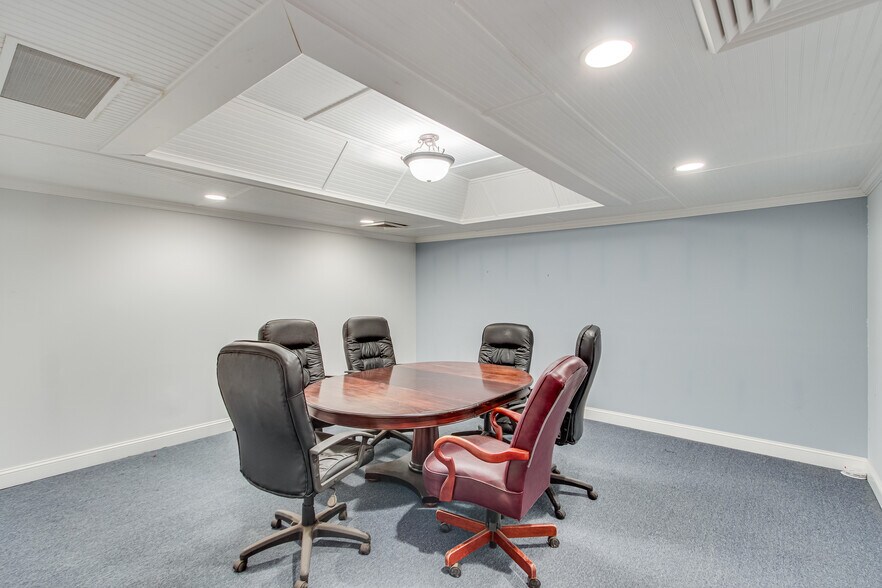 More Photos Of 4975 Little Mill Rd, Buford Warehouse For Sale