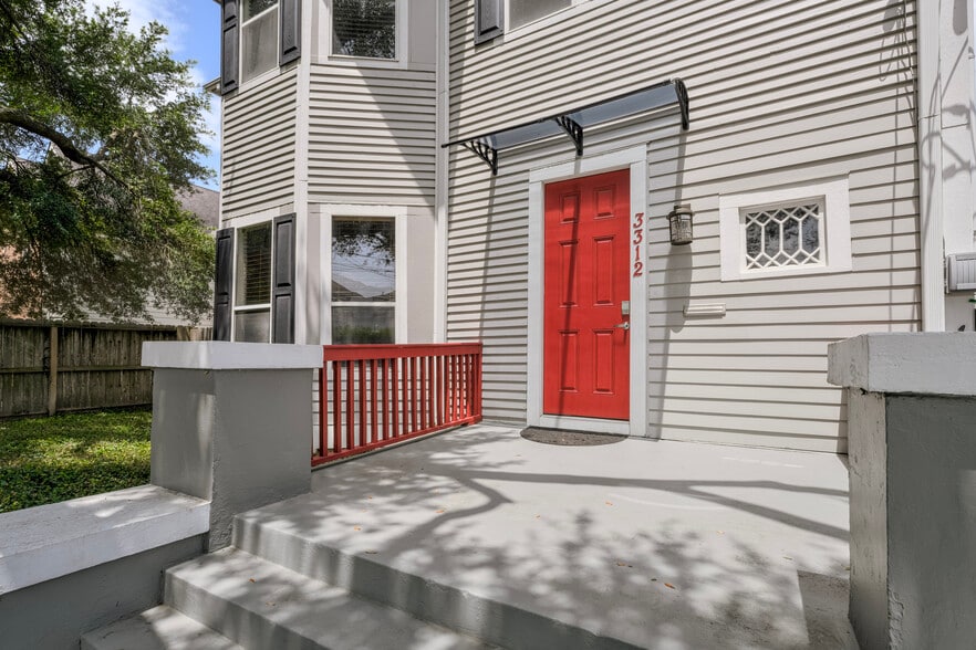 More Photos Of 3312 Crawford St, Houston Apartments For Sale