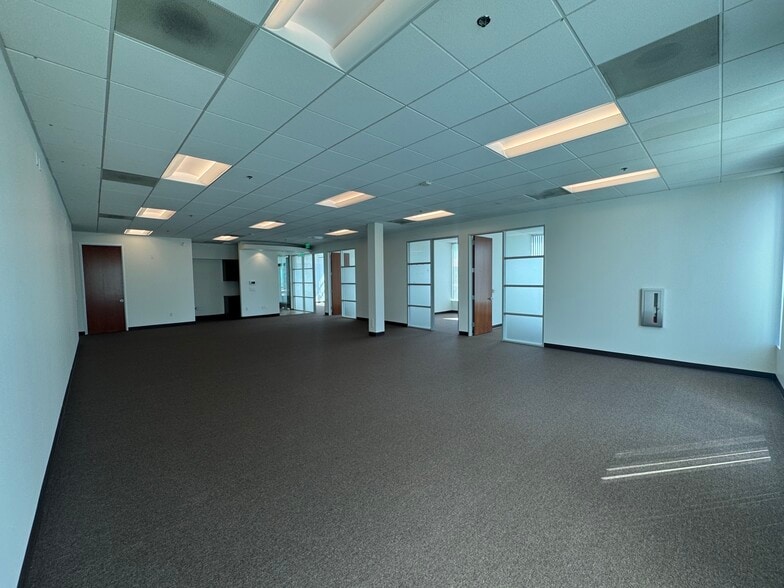 More Photos Of 16490 Bake Pky, Irvine Loft Creative Space For Sale